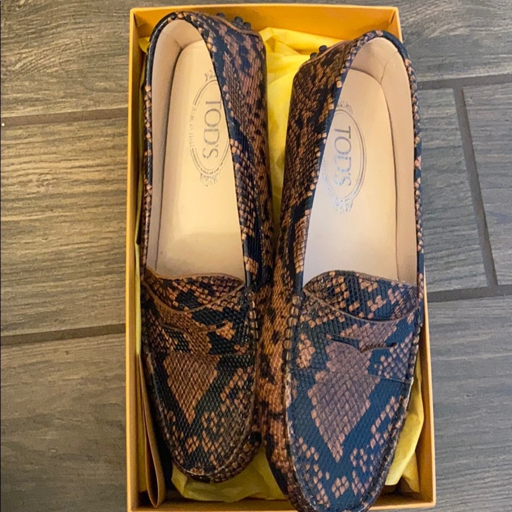 Tods loafers